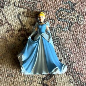 Cinderella Toni audio character